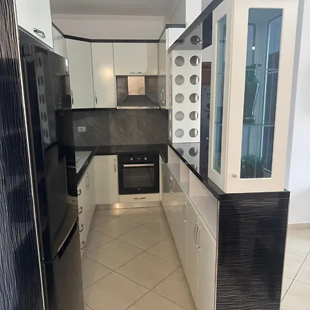 Majo Apartment Vlore